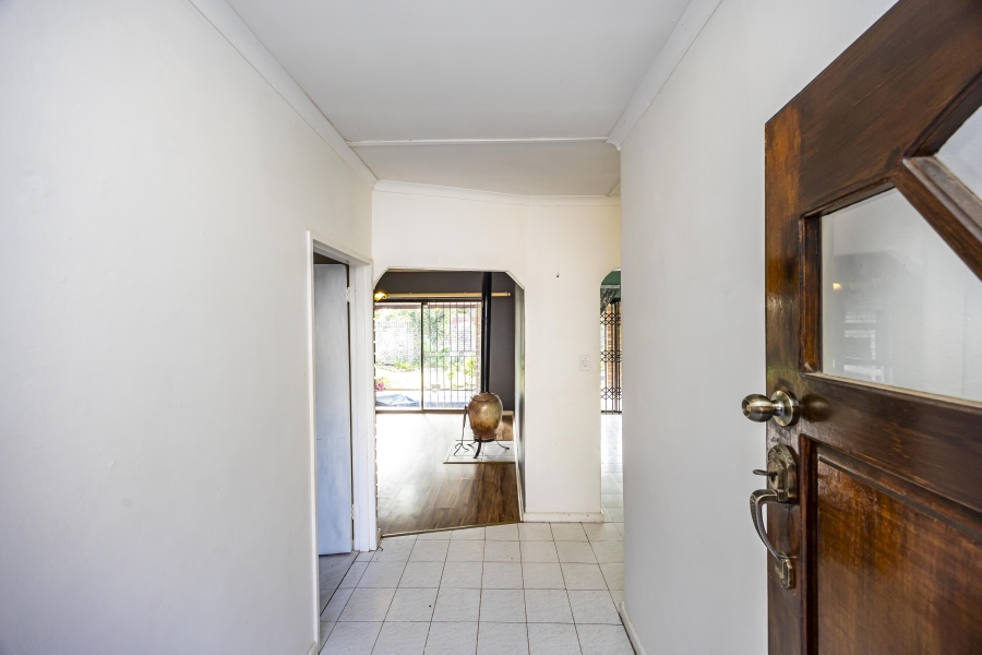 4 Bedroom Property for Sale in Nahoon Valley Park Eastern Cape